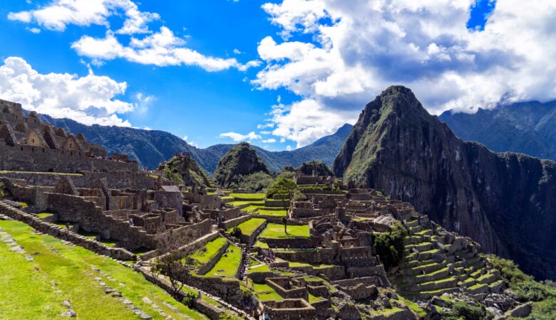 Fabulosas vistas esperan al viajero al final del sendero que lleva a Machu Pichu por el Camino Inca