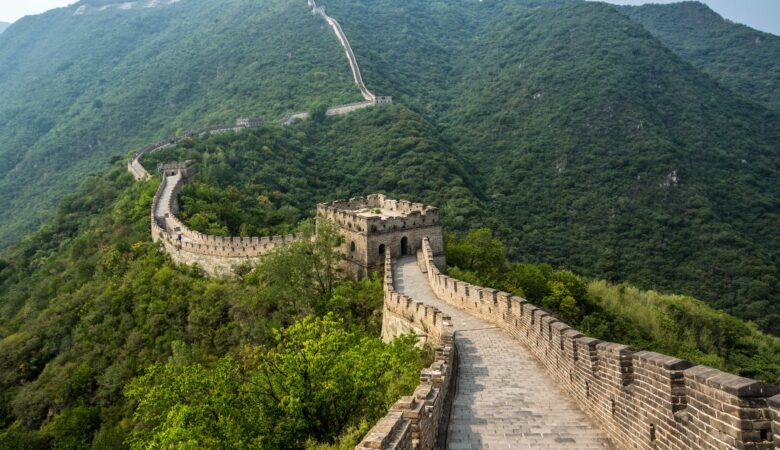 Sección de la Gran Muralla China casi desierta en Mutianyu